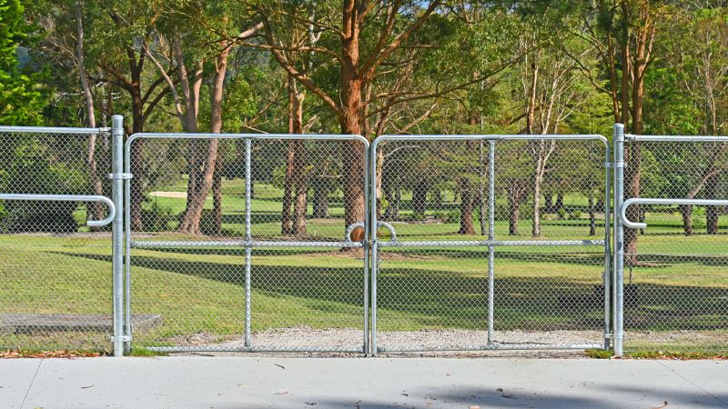 Chain Link Gate Assembly